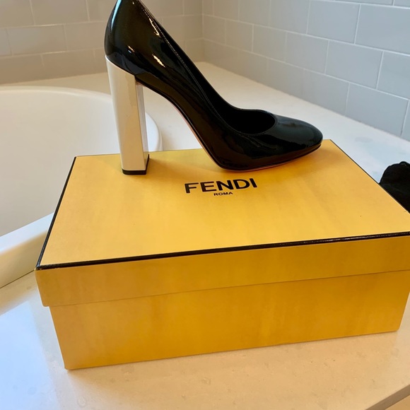 Fendi New Pump heals - Picture 4 of 4
